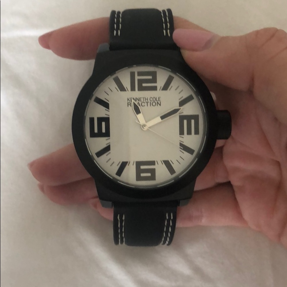 Kenneth Cole Black Men’s Watch